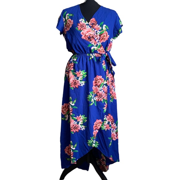 Dream of Me Floral High Low Maxi Dress Size Medium - Picture 3 of 17